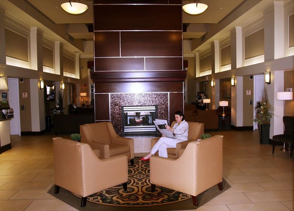 Hampton Inn & Suites By Hilton Calgary-Airport YYC Interior foto