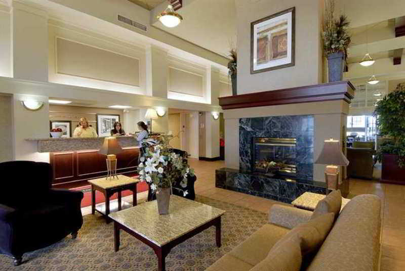 Hampton Inn & Suites By Hilton Calgary-Airport YYC Interior foto